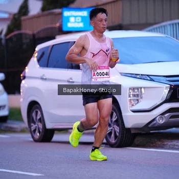 Runner Photo 1840913