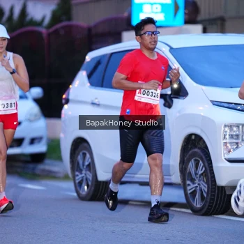 Runner Photo 1841085