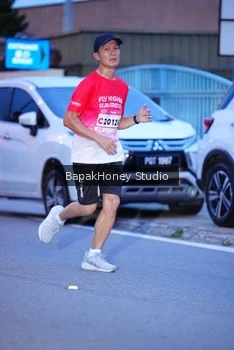 Runner Photo 1841116