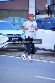 Runner Photo 1841144