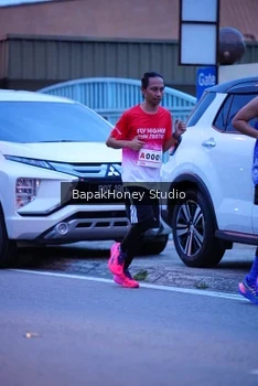 Runner Photo 1841295
