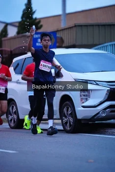 Runner Photo 1841472