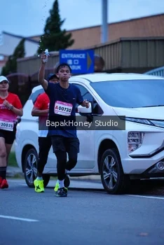 Runner Photo 1841473