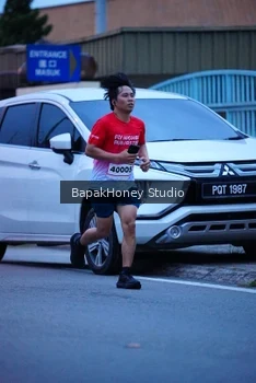 Runner Photo 1841541