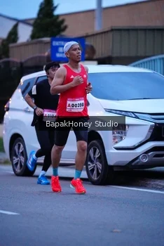 Runner Photo 1841549