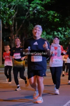 Runner Photo 1841604
