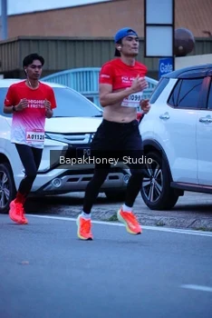Runner Photo 1841622