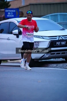 Runner Photo 1841640