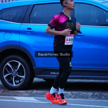 Runner Photo 1841682
