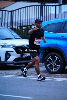 Runner Photo 1841694