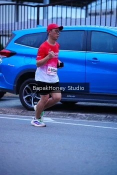 Runner Photo 1841715