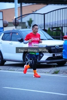 Runner Photo 1841734