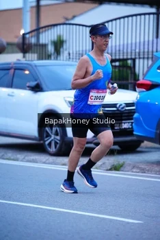 Runner Photo 1841747