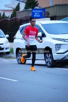 Runner Photo 1841768