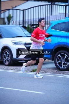 Runner Photo 1841790
