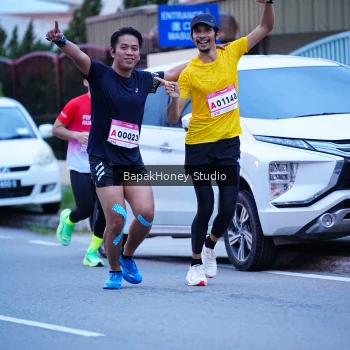 Runner Photo 1841803