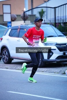 Runner Photo 1841913
