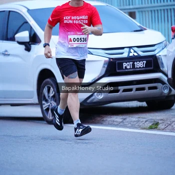 Runner Photo 1841921