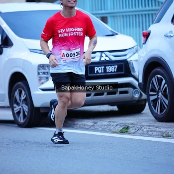 Runner Photo 1841932