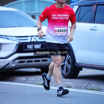 Runner Photo 1841941