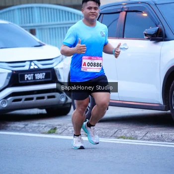 Runner Photo 1842011
