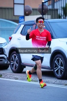 Runner Photo 1842103