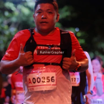 Runner Photo 1842106