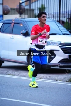 Runner Photo 1842117