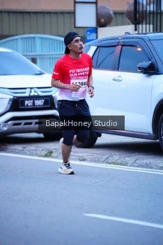 Runner Photo 1842138