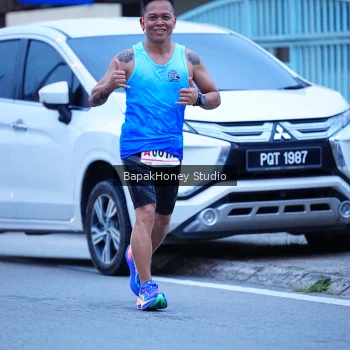 Runner Photo 1842184