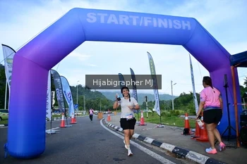 Runner Photo 1842735