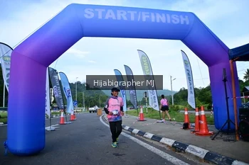 Runner Photo 1842759