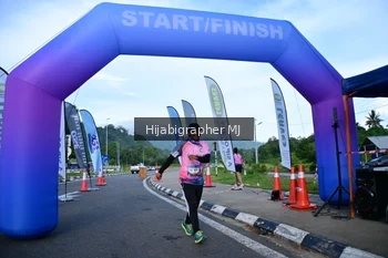 Runner Photo 1842779