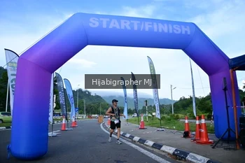 Runner Photo 1842908