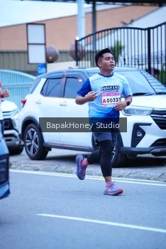 Runner Photo 1843426
