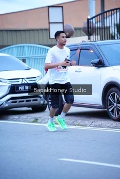 Runner Photo 1843435