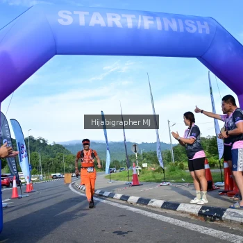 Runner Photo 1843699