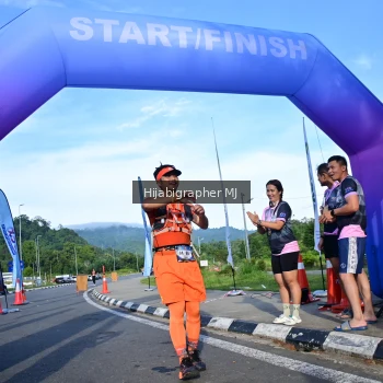 Runner Photo 1843746