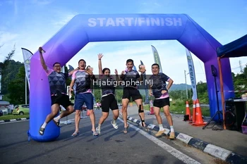 Runner Photo 1843795
