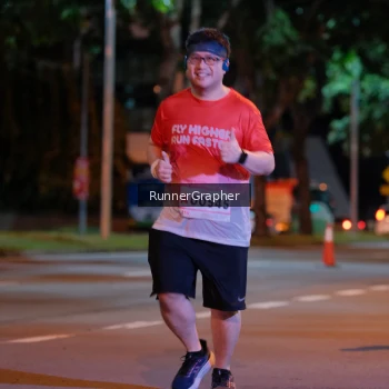 Runner Photo 1845580