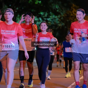 Runner Photo 1845698