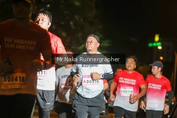 Runner Photo 1846593