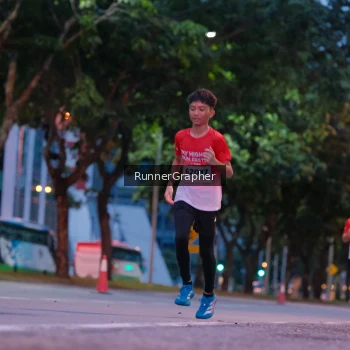Runner Photo 1846993