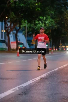 Runner Photo 1847280