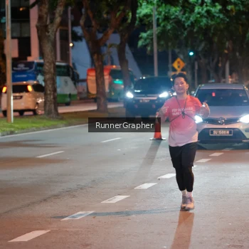Runner Photo 1847356