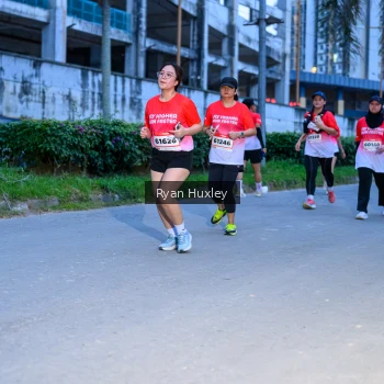Runner Photo 1847570