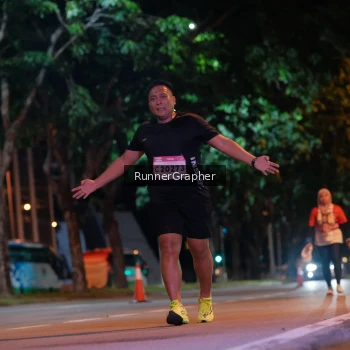 Runner Photo 1848023