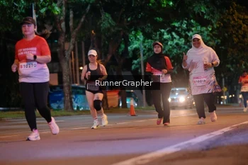 Runner Photo 1848179