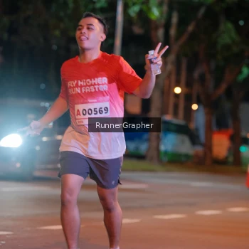 Runner Photo 1848366