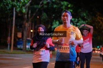 Runner Photo 1848383
